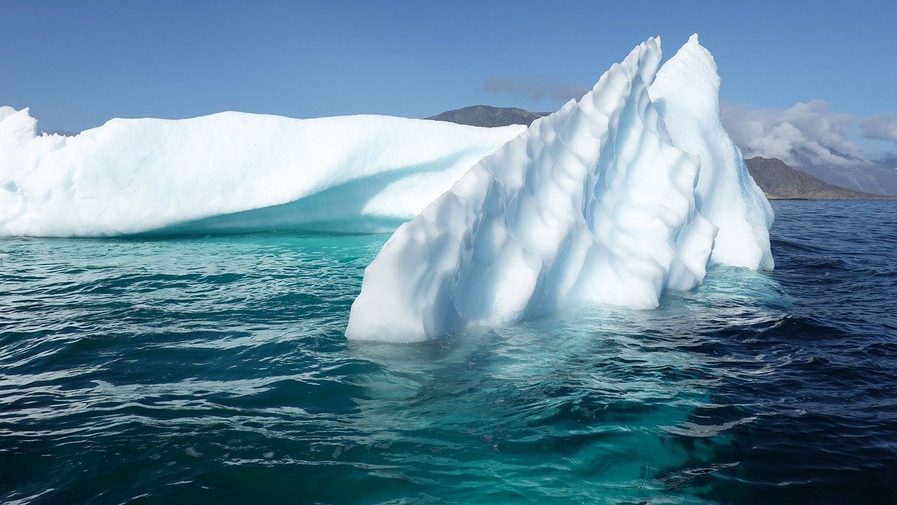 iceberg, ice, greenland-4498548.jpg